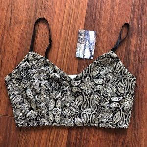 Crop Top Urban Outfitters NEVER WORN